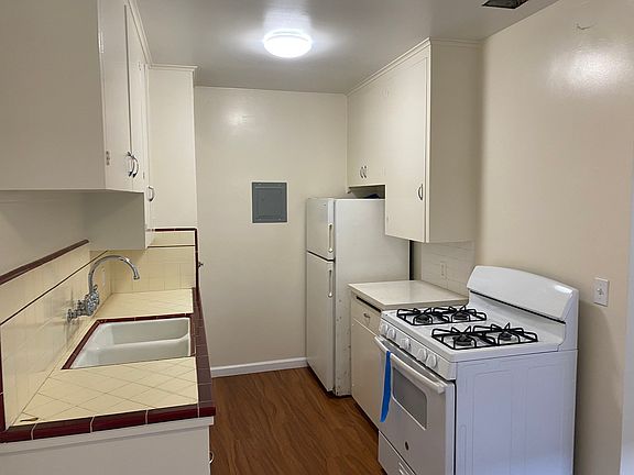 4th image of 733 E Anapamu St #2