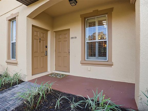 3rd image of 2959 CALABRIA AVENUE
