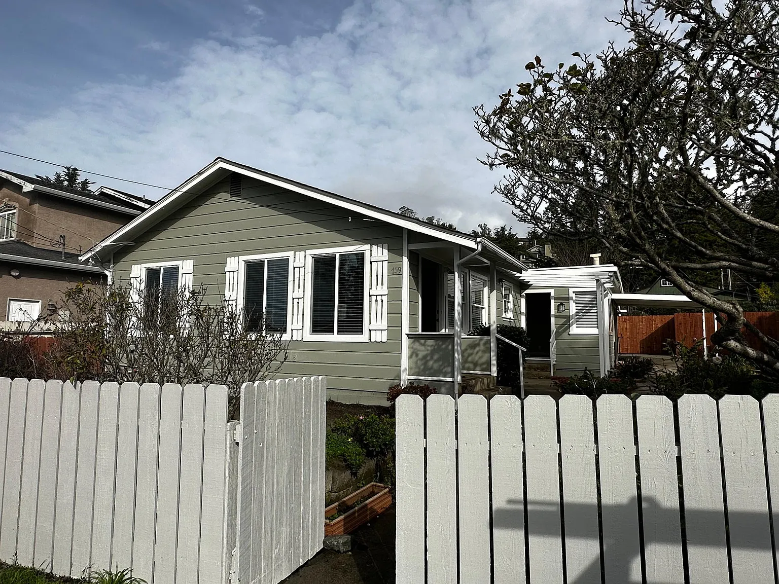 3 bed, 1350 sqft, $5,950 — Photo 3