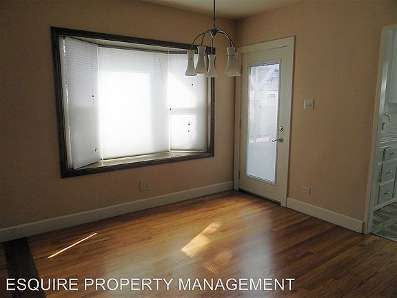 5th image of 193 S Glenn Dr