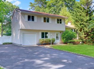 116 Gannet Dr, Commack, NY 11725