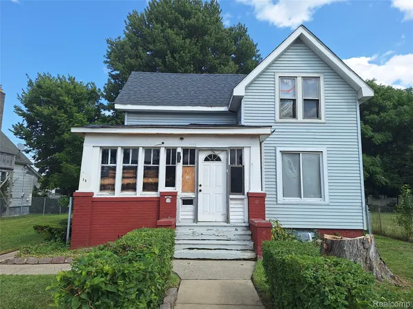 38 Northbound Gratiot Ave, Mount Clemens, MI 48043