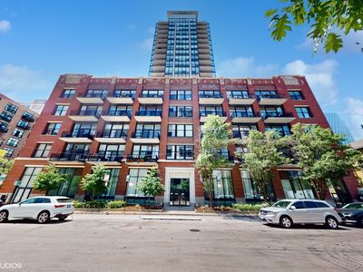 210 S Desplaines St APT 1506, Chicago, IL, 60661
