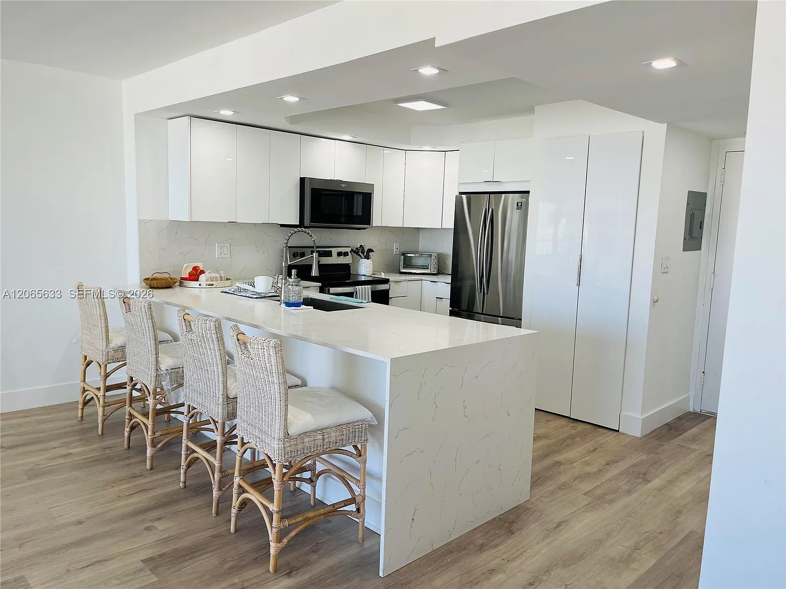 Costa Bella Condo — Photo 3