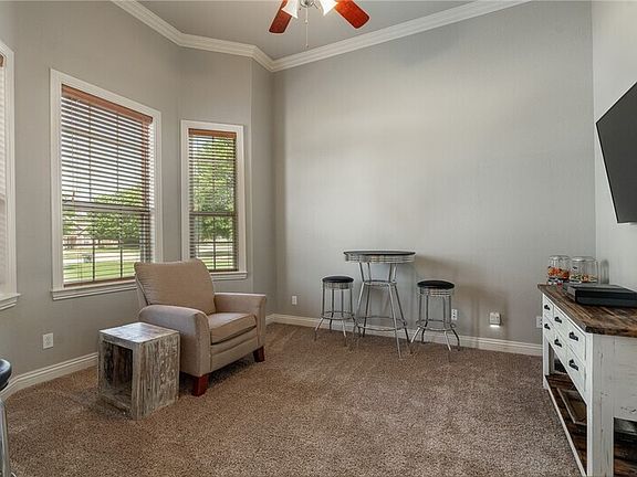 4th image of 6217 W Persimmon St