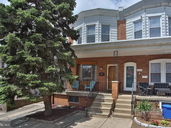 207 Lauriston St, Philadelphia, PA 19128