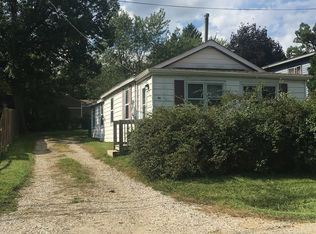 816 N Park Rd, Round Lake, IL 60073