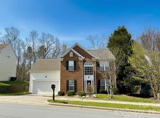 610 Grantham Ln, Charlotte, NC 28262