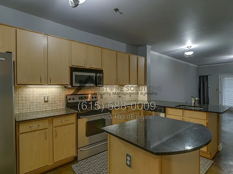 1803 Broadway #507 — Photo 8