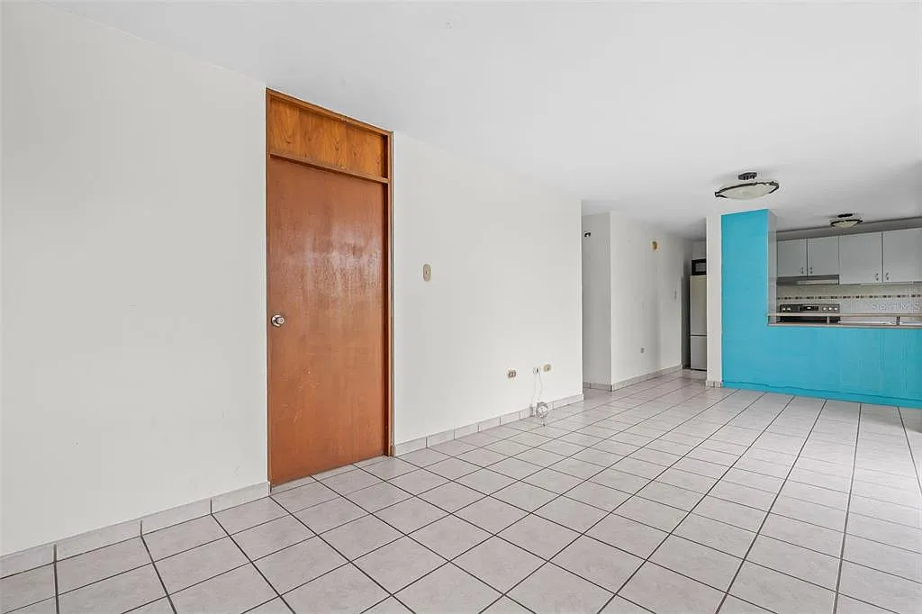 3 bed, 2.0 bath, 1141 sqft, $1,950 — Photo 4