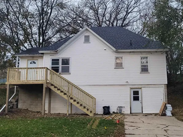 819 N Garfield St, Algona, IA 50511