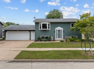 2613 S Jason Dr, Appleton, WI 54915