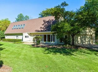 15312 W Fair Ln, Libertyville, IL 60048