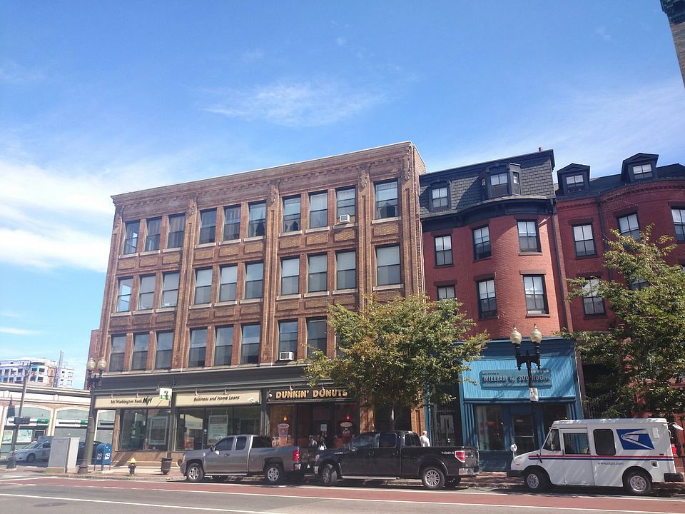 2nd image of 1140 Washington St #3C