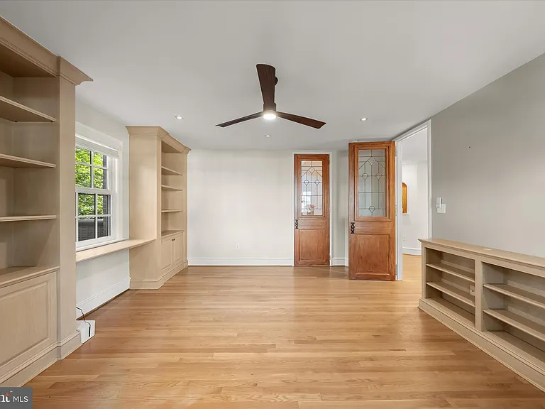 5104 Scarsdale Rd — Photo 8