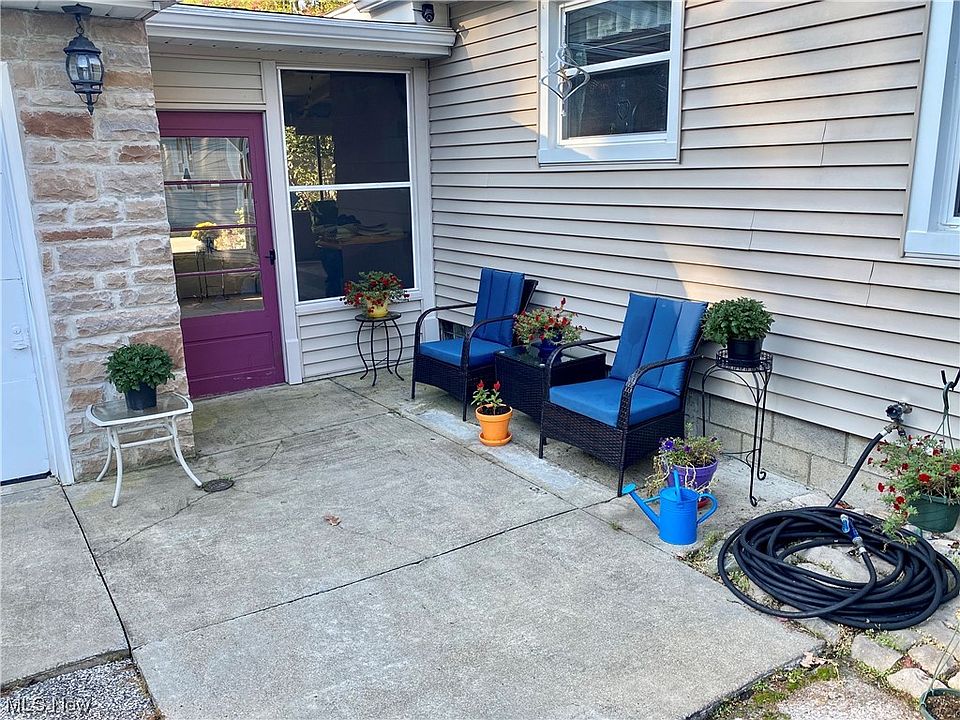 221 Pepperidge Dr, Geneva, OH 44041 Zillow