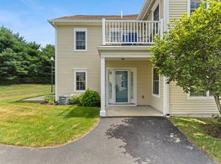 631 East St UNIT E101, Mansfield, MA 02048