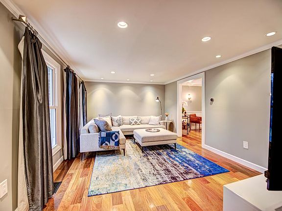 3rd image of 2980 Treadwell Ln