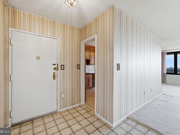 2nd image of 5500 Holmes Run Pkwy APT 1506