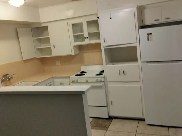 428 N Glenn Ave #B, Fresno, CA 93701