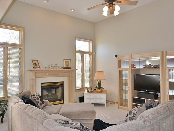 4th image of 14583 Pin Oak Dr