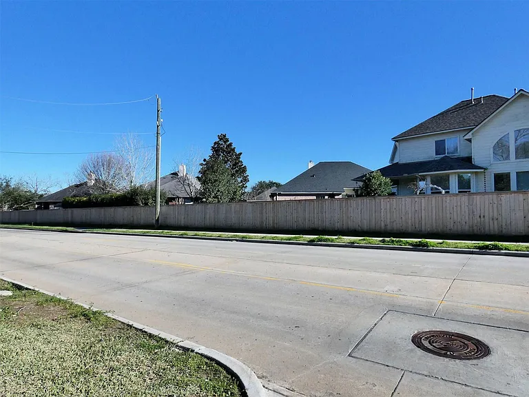 604 Golfview Dr — Photo 39
