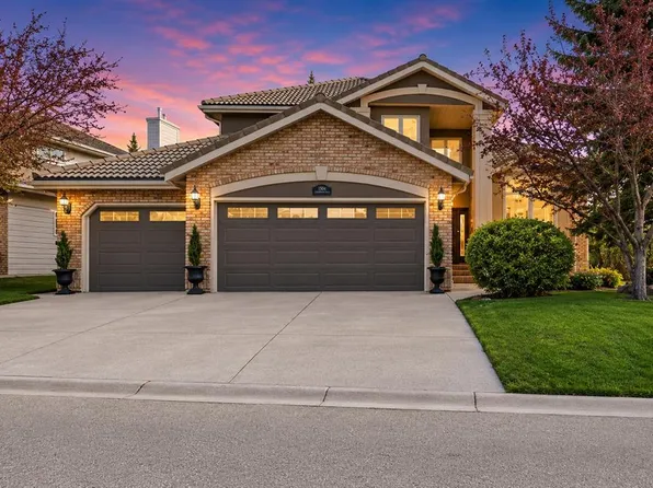 1504 S Evergreen Hl SW, Calgary, AB T2Y 2V8