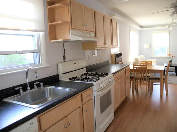5138 9th St N, Arlington, VA 22205