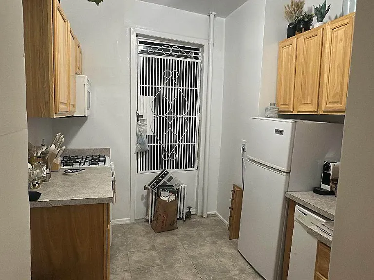 483 Columbus Ave #2C — Photo 9