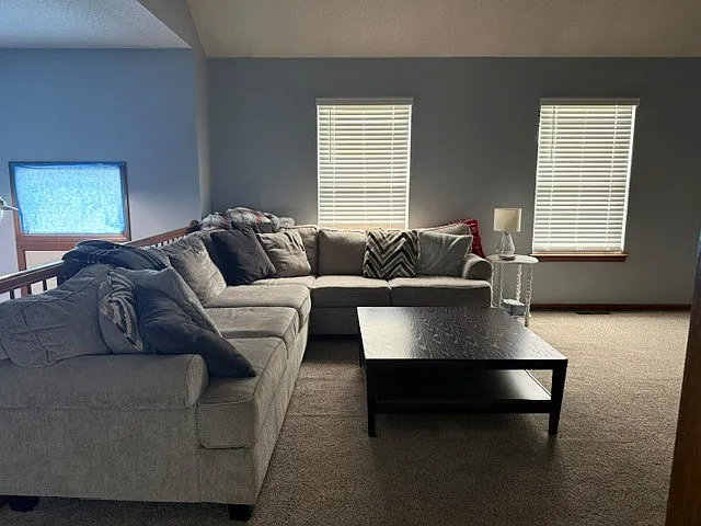 4 bed, 1600 sqft, $2,400 — Photo 4