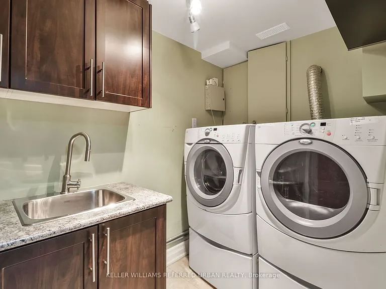 25 Carscadden Dr #LOWER — Photo 10