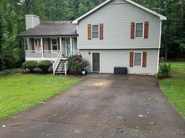 5627 Pinedale Cir, Sugar Hill, GA 30518