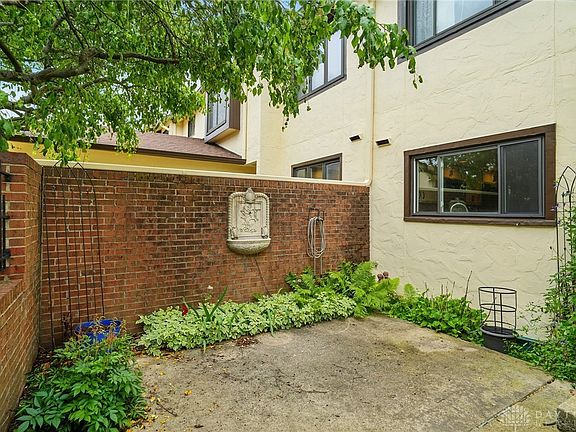 4th image of 1225 Chevington Ct