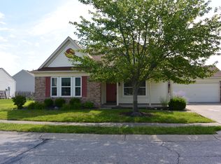 11285 Fountainview Ln, Fishers, IN 46038