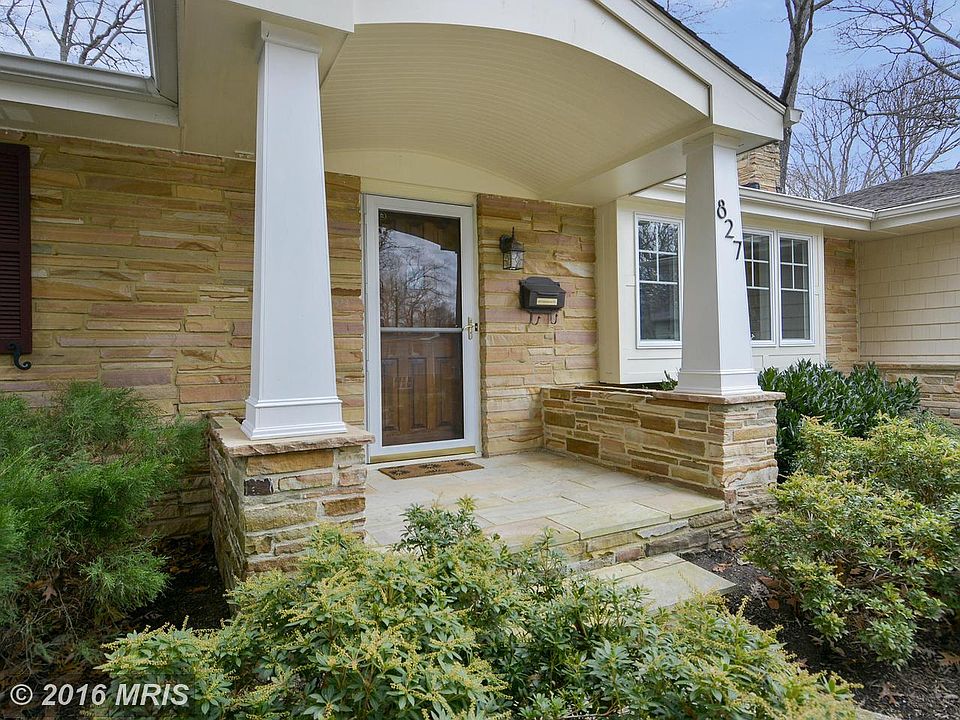 1st image of 827 Cottonwood Dr