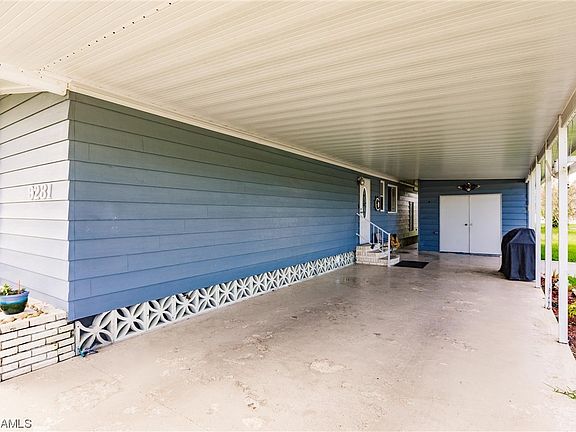 4th image of 9281 Desoto Dr