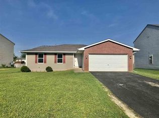 6481 Sunny Meadow Dr, Machesney Park, IL 61115