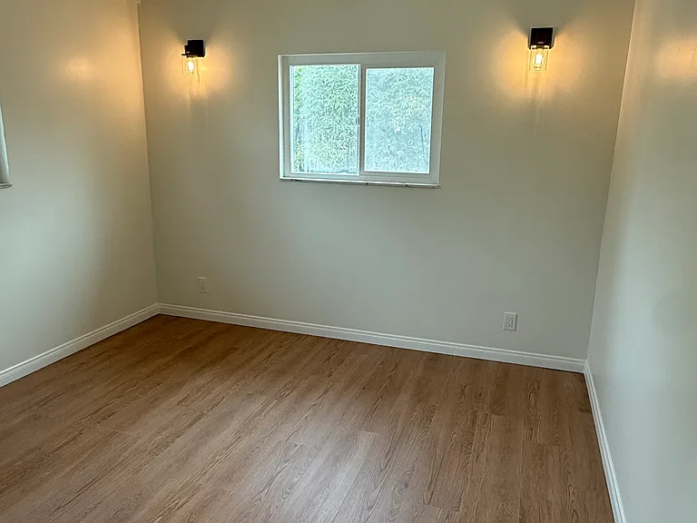 1835 N Vulcan Ave #4 — Photo 23
