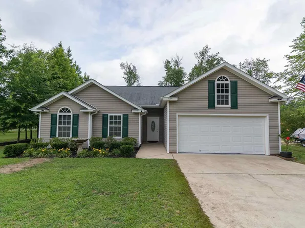 1624 Wildwood Ln, Elgin, SC 29045