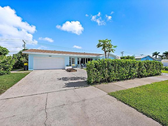 3rd image of 409 Lighthouse Dr