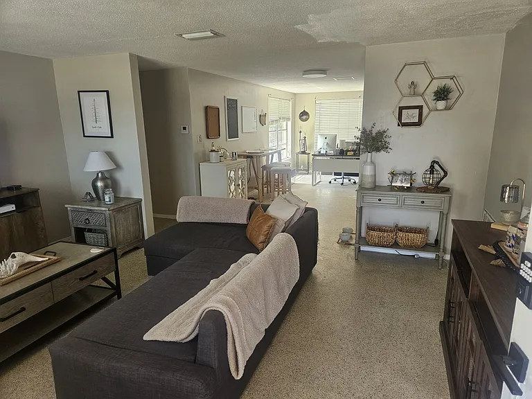 7808 Tropicana Dr — Photo 3
