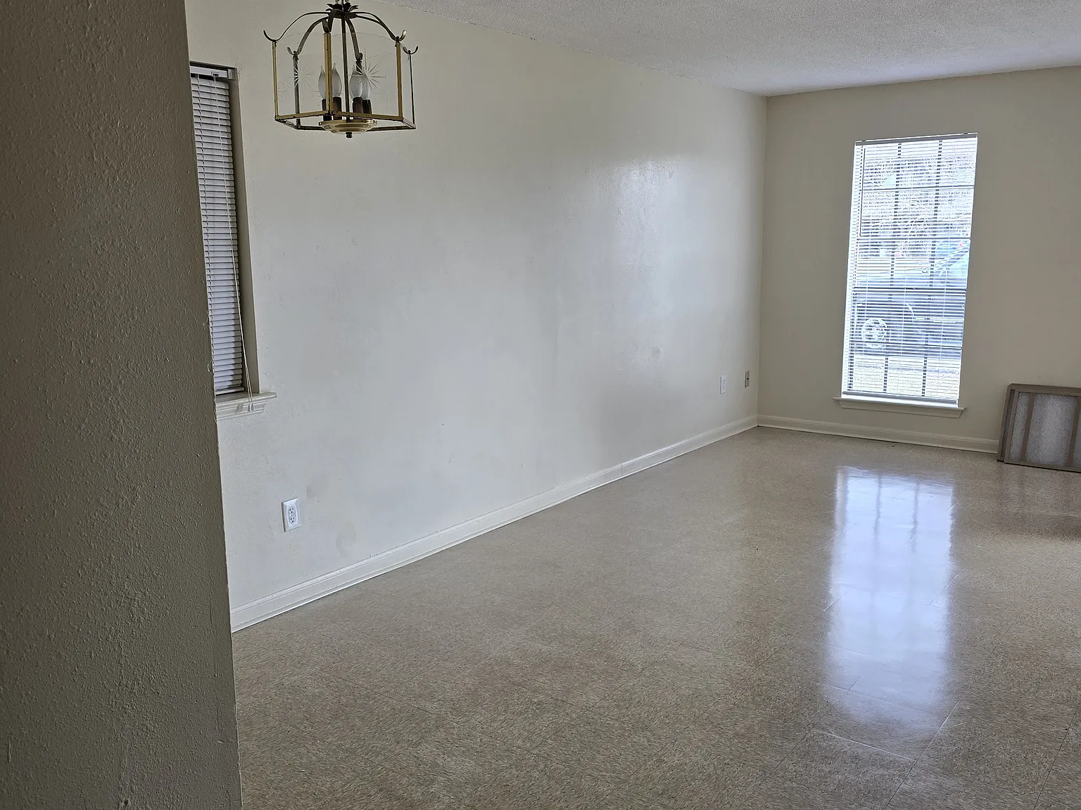 100 Larimer St — Photo 3