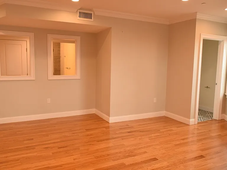 1664 Dorchester Ave #1 — Photo 6