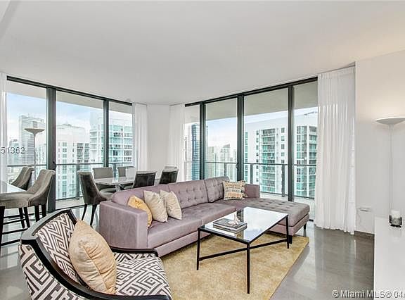 3rd image of 68 SE 6th St APT 3311