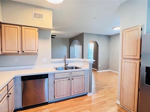 5th image of 23520 Walden Center Dr APT 308