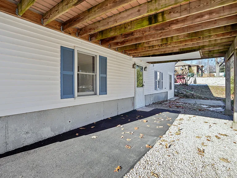 103 Portsmouth Ave #B — Photo 3