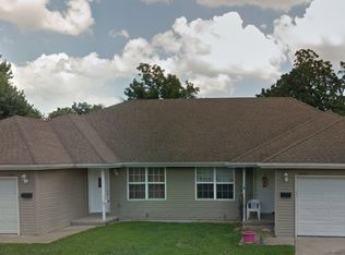 2206 N Delaware Ave, Springfield, MO 65803