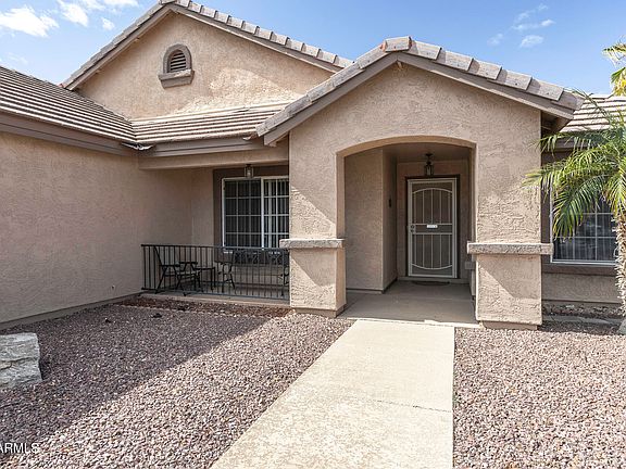 4th image of 1515 N Poppy Street