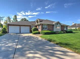 643 Waterford Ln, Decatur, IL 62526