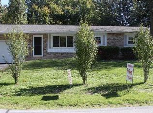 1332 S Prince Ln, Springfield, MO 65804